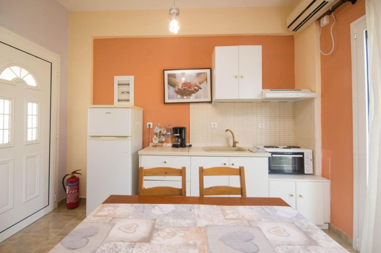Scorpios Apartments Dasziá Kültér fotó